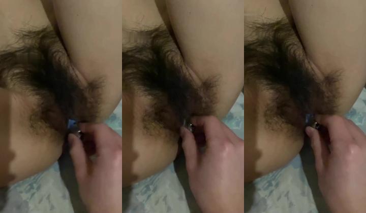 私房最新流出180元蜜饯作品❤迷玩广西桂林师范大一黑丝学妹捆绑无套剪毛
