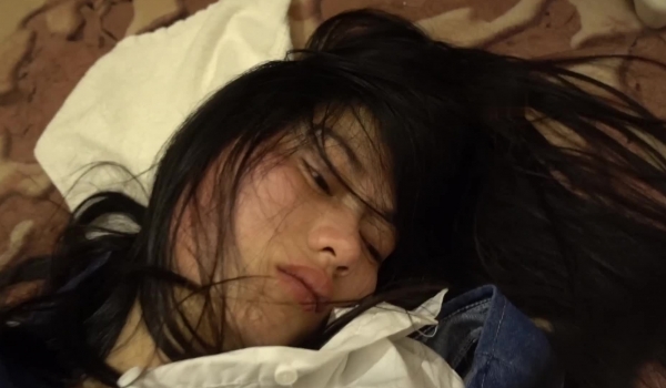 MJ二人组迷玩云南90后清纯妹子岳X如捆绑倒立抽插各种方位角度拍特写