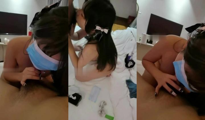 【网调约炮】 忽悠套路玩弄学生，线上线下玩弄，18岁大一学生妹，小穴无毛粉嫩，微露脸，无套内射爽