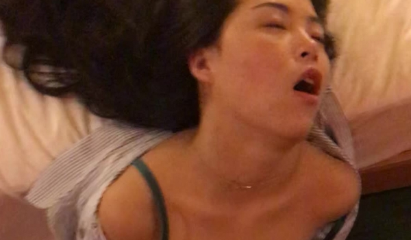 《稀缺精品资源》私密猎奇圈付费重磅视频，死猪玩系列第二期，强势女上司被搞，无水原版