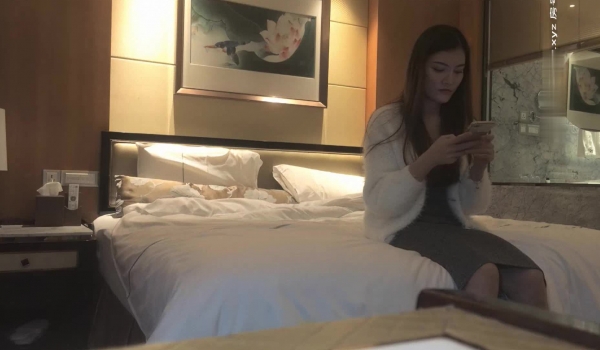 【文轩探花】3800极品车模，大长腿美乳，高冷女神被文轩大屌征服，高品质观赏佳作