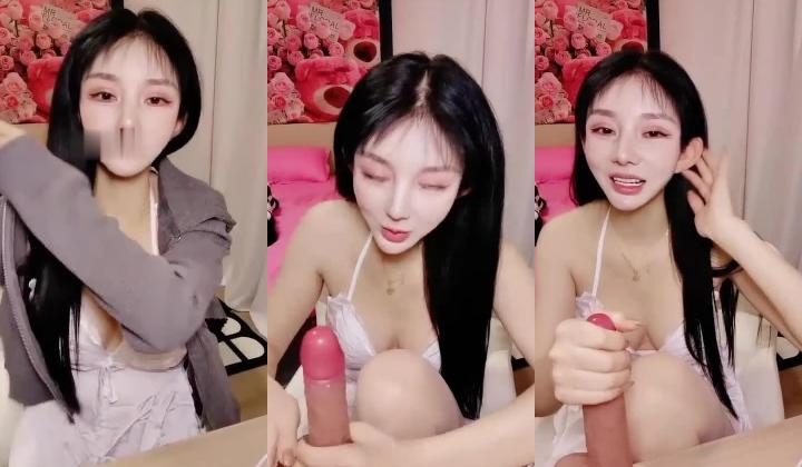 外围清秀女神~【小野猫】酒店偷拍约炮粉丝+道具自慰喷水
