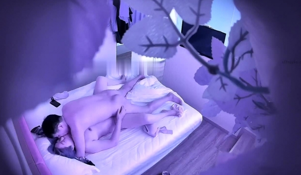 酒店偷拍 ️偷情男女开房我虽然很享受，但大哥请轻点
