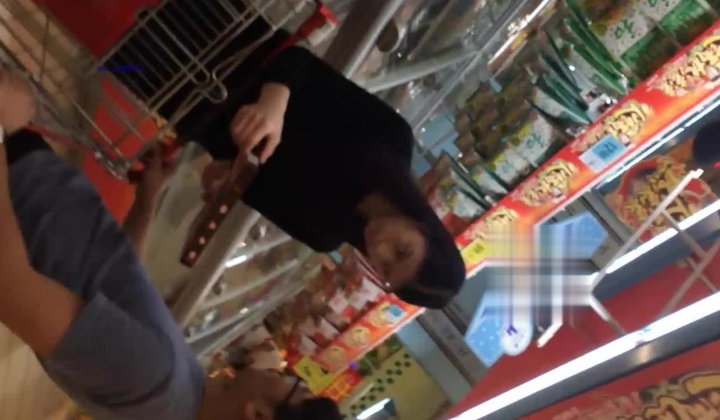 精品CD 大师系列 商场地铁贴身CD 居然还有妹子无内上街