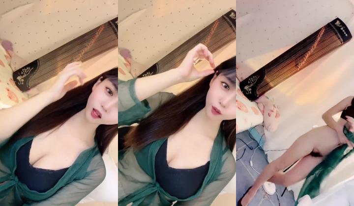超级大美女，艺校古筝女孩，【朵儿】，气质爆棚，蝴蝶逼爱好者的福音，粉木耳湿漉漉，脸蛋美奶子大，十