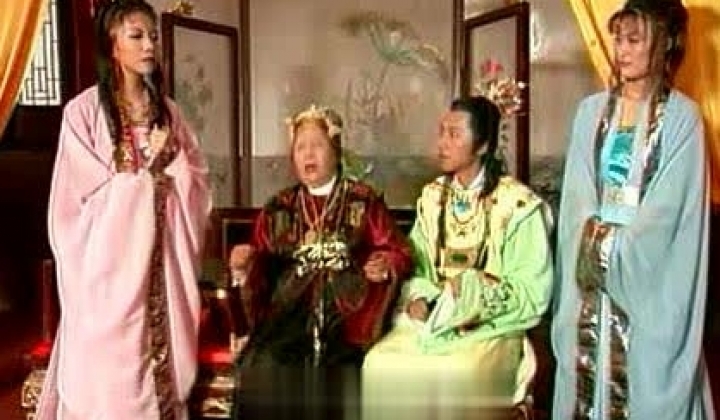 [香港三级] 古装艳情喜剧 新红楼梦 CD01初尝禁果