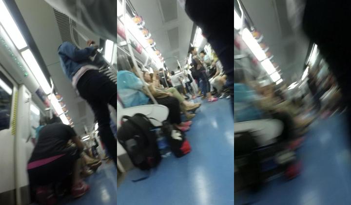 北京地铁商圈CD系列1，夏日都是清凉裙装抄底真方便
