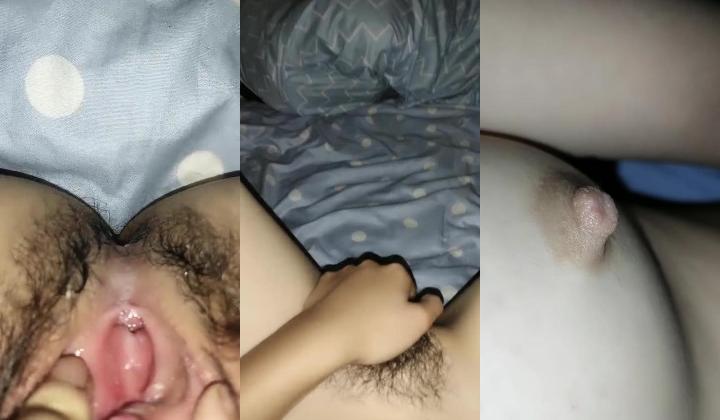 【19岁啥也不会就是粉嫩】寂寞的大一学生妹 暑假的夜晚自慰 一级粉的小穴和乳头 让人垂涎欲滴真极