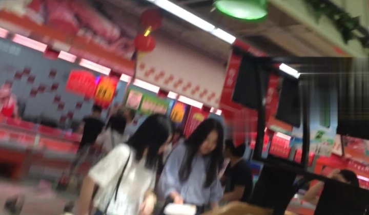 精品CD 大师系列 商场地铁贴身CD 居然还有妹子无内上街
