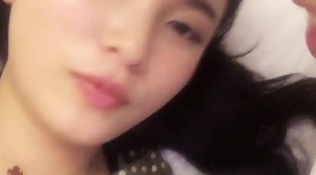 极品情侣开房爱自拍，女的很漂亮淫荡