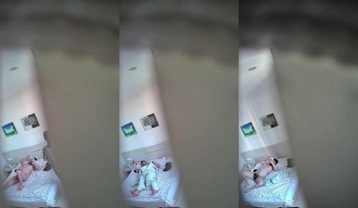 稀缺360 补漏小镇旅馆20集 祛风老妇&美腿少女，刚放假的年轻学生情侣，风韵犹存的少妇，穿上雪