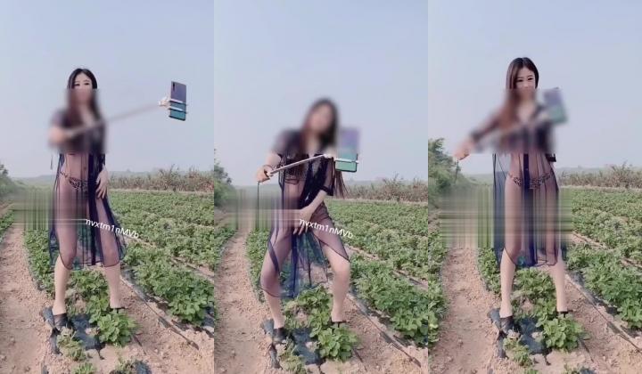 推特极限露出，长腿女神【浅浅GI9ZA】订阅，人前，公共场合，各种社死露出，诱惑农村老头