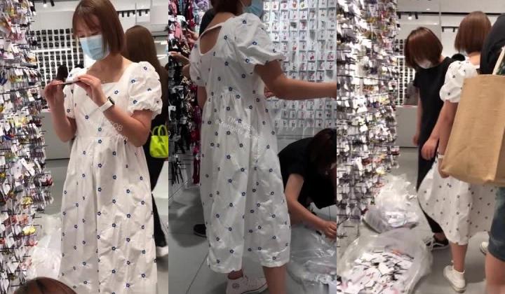 街头抄底牛B摄影师竟然直接把摄像头放到妹子裙子里面去了 ️真不知道是怎么做到的