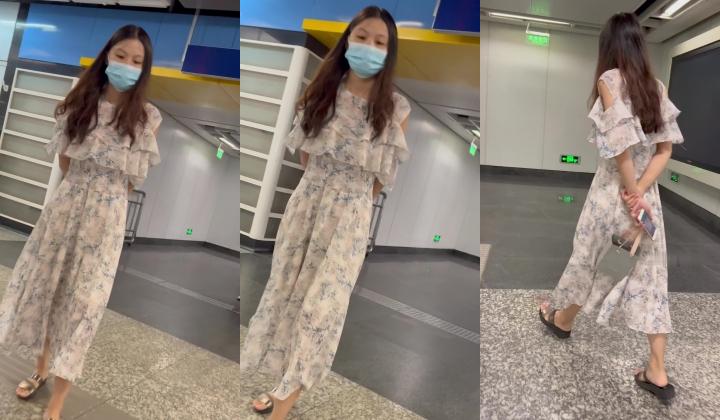 【精品CD】某房极品全裸无内！ ️美女被男友抛弃委屈独自回家 毛毛极其浓密