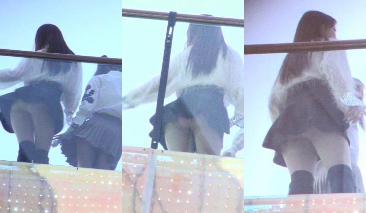 街头CD再现疑似不穿内裤的极品御姐 JK少女街头扭屁股[高清无水原档]