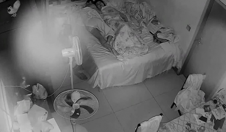 家庭摄像头入侵真实偸拍两口子日常啪啪啪合集 无论何时何地只要有机会都是战场 最佩服在店里打地铺曰