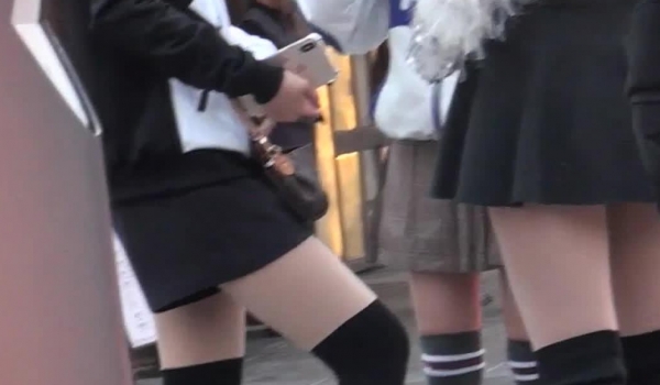 大型商务中心一路跟踪抄底多位极品高跟美少妇 你没见过的各种骚丁完美呈现