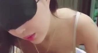 自拍福利视频精彩演绎护士来打针病人JJ难受让摸摸然后啪啪啪对白清晰不要错过