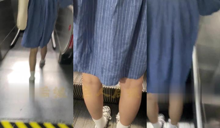 【经典CD】掀裙抄底大神【无人后继】126V完整合集[上]，就喜欢用手掀起小姐姐的短裙抄底