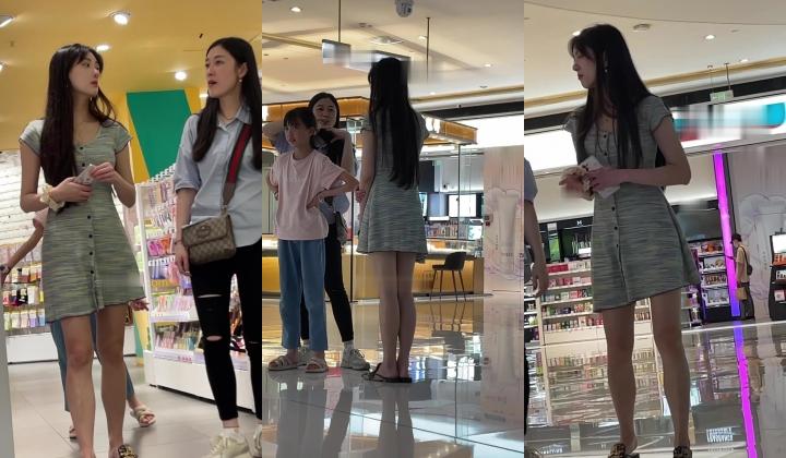 极品美女和家人逛街蓝色窄内内清晰CD
