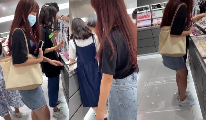 论坛VIP资源大师极限贴身CD超多漂亮小姐姐亮点多多各种骚丁露臀蕾丝骚内COSER美眉直接真空露