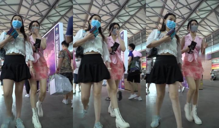 大神一路走一路抄底多位黑丝美女全是漂亮的小姐姐