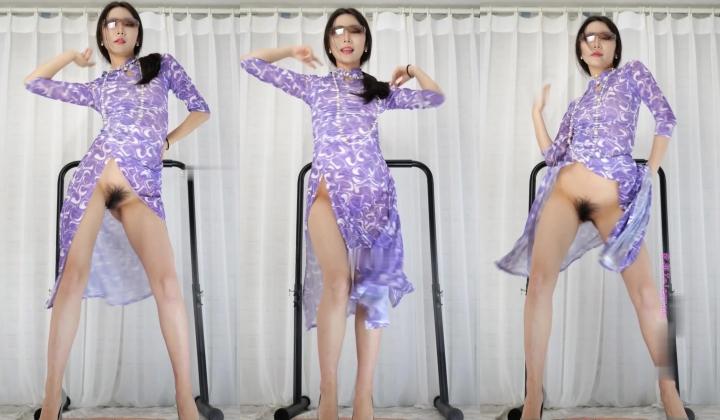 纱姬舞团女神鑫蕾 绝版大尺度裸舞双视角主打一个从天而降的看逼