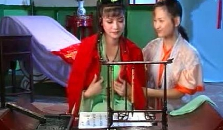 [香港三级] 古装艳情喜剧 新红楼梦 CD09初尝禁果
