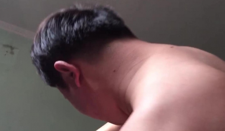 云盘高质露脸泄密！东北极品母狗【王露】性爱真实自拍，口活秒杀会所头牌，女上位全速扭动，太骚了