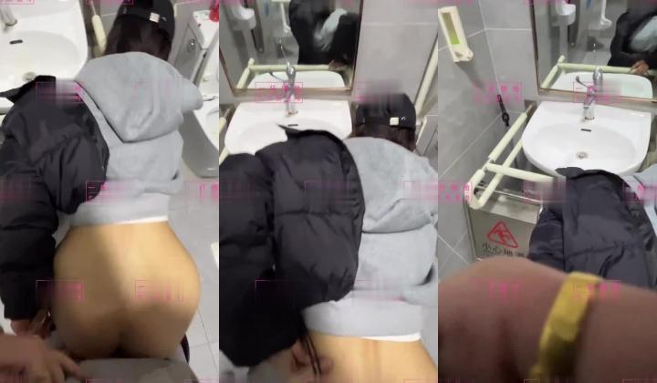 玩的就是真实十年约炮大神【一杆钢枪 】推特私拍，乐忠于开发调教高质清纯女学生3P调教