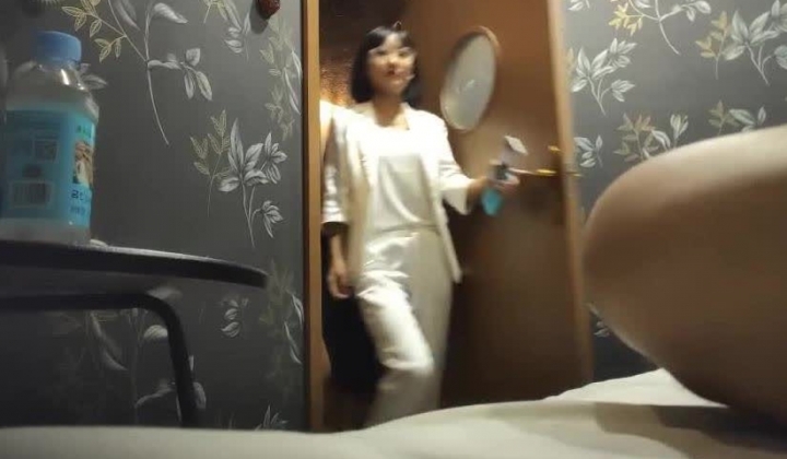 【91第一深情】，足浴店美女不少，莺莺燕燕，各式各样，直接双飞姐妹花，玩得刺激爽