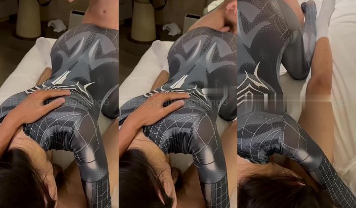电报顶级约炮大神，【一杆钢枪 我的枪好长】最新付费群更新20V，模特女友，多种情趣玩法好厉害！