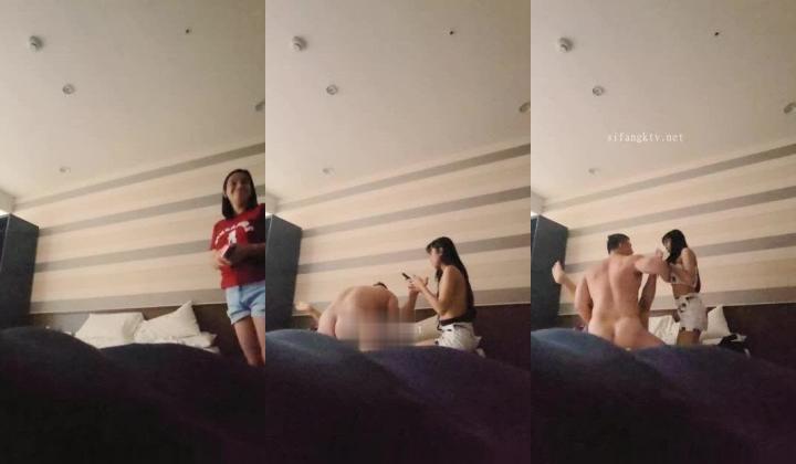 【人妻打炮日记 ️约炮大神】健身肌肉男『辉哥』约炮性爱实录 ️曹尼玛 今天操了个伪双飞 大家看看哪个是伪装美女