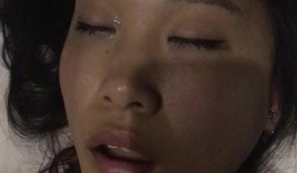 【重磅推荐】收藏记录猥琐男玩弄十位高颜值美女，各种摆弄玩逼啪啪应有尽有