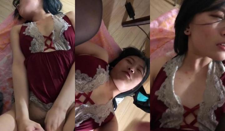 【百度云泄密】极品良家小少妇和情人偷情视频