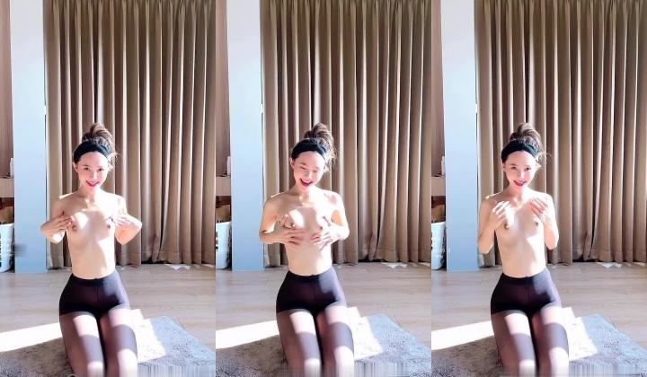22岁极品网红【tttyphoonnn】 福利合集（三），海边美景配佳人，调教小母狗做爱，土豪专
