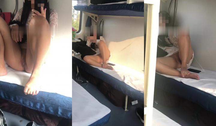 推特绿帽大神YQ-K贡献自己的老婆露出-在卧铺火车上露出