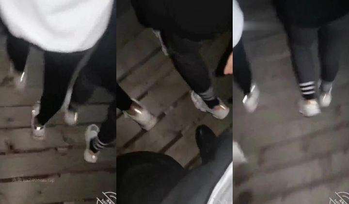 ️熟女控，乱伦大神【梦想是母姨双飞】，和小姨跟小姨闺蜜在野外找地方双飞
