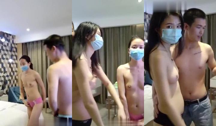 精神小伙『淘精岁月』约两个深圳模特酒店3P啪啪 两美女轮着操 一根鸡巴忙不过来 真性福
