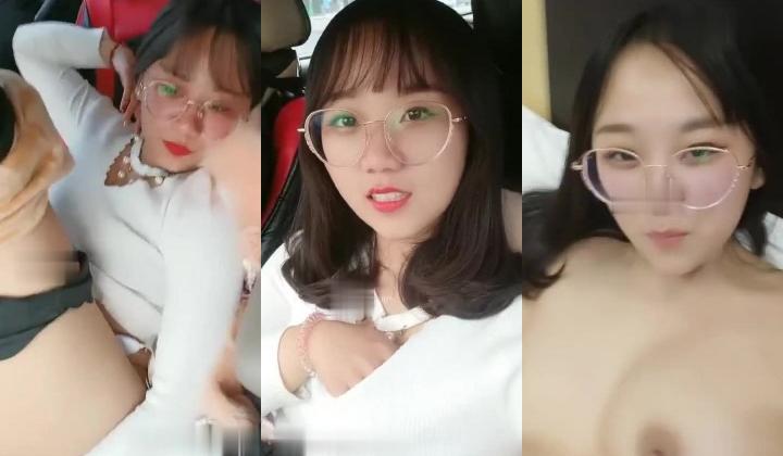 洛阳19岁小萝莉户外公园自慰，骚逼水超多，晚上回酒店3P被两小伙儿连续后入插得淫叫不断，对白淫荡场面刺激