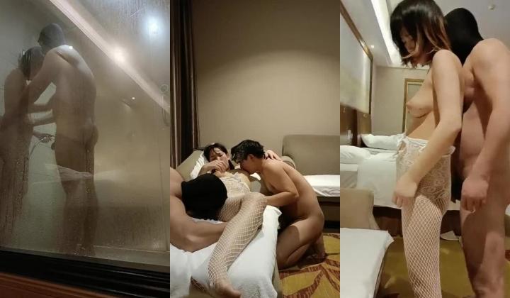 【哺乳期小妹找大哥】，五星级酒店，饥渴几个月，约粉丝3P，现场挤奶给他们尝尝，这福利真好，无套连干两炮爽