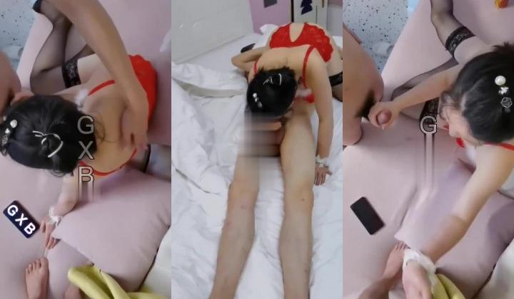 《极品反差 淫妻泄密》真实骚妻居家轰趴无套内射刷锅第一人！推特顶级绿帽奴GXB私拍调教啪啪3P美