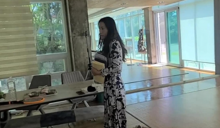 韩国柳叶腰熟女淫妻「yesyo」OF私拍 媚黑、三穴、露出、群P、绿帽…样样精通