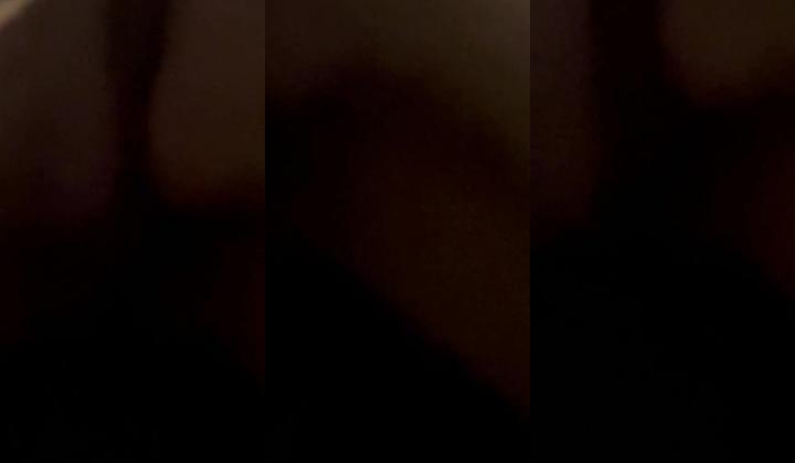 顶级绿帽淫妻大神【vincentxxbb】淫乱群P小娇妻，直击顶级淫乱现场！超淫乱对白，相当震撼