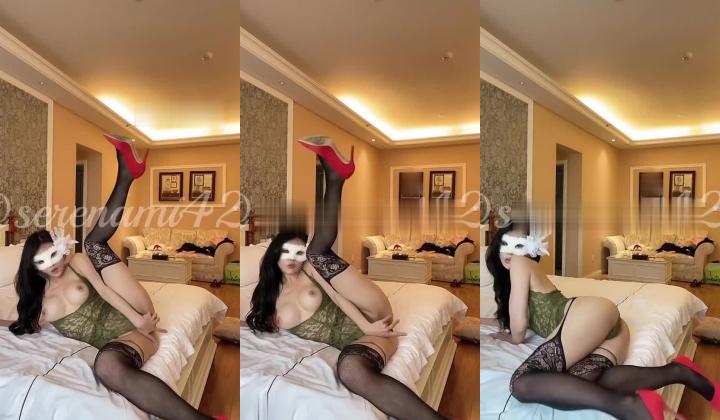 推特气质女王长腿反差女神！淫荡美娇娘【美杜莎Serena】最新私拍，约炮金主与闺蜜互玩紫薇完美炮