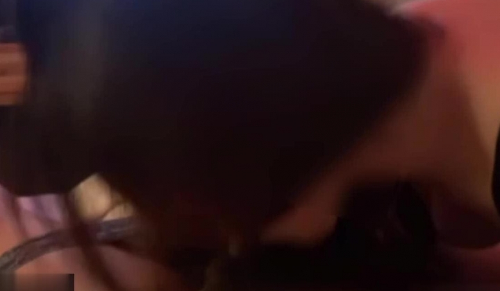 绿帽淫妻大神【hookup】 换妻啪啪 和单男组成夹心饼干前后夹击小娇妻，表面一脸淑女样床上一股