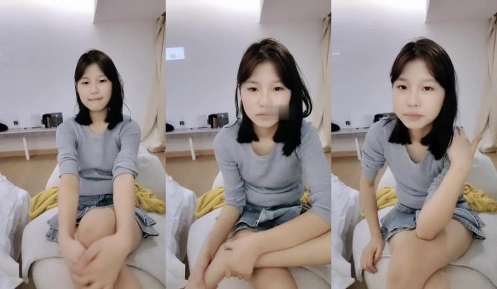 【栖栖小妹妹】乖巧嫩妹妹 深喉口交 足交玩弄粉嫩逼逼无套插入