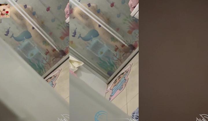 乱伦大神【39岁大屁股妈妈 30岁堂姐】钻石贴，偷拍到堂姐洗澡了大突破离操堂姐骚逼不远了