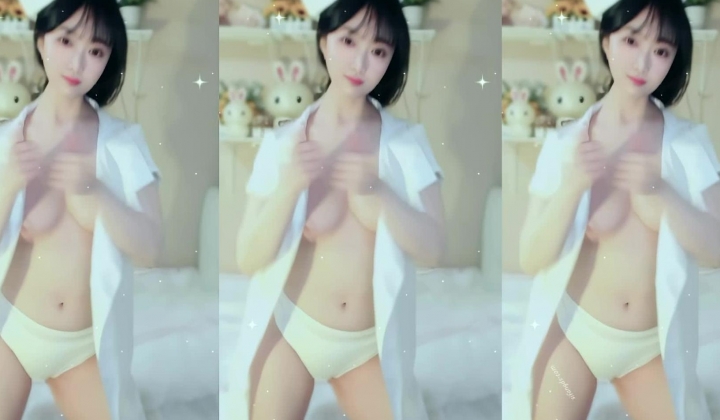 精品裸舞，C杯天然美乳女神【白雪】经典护士装裸舞，画风温暖诱人，高清三联屏