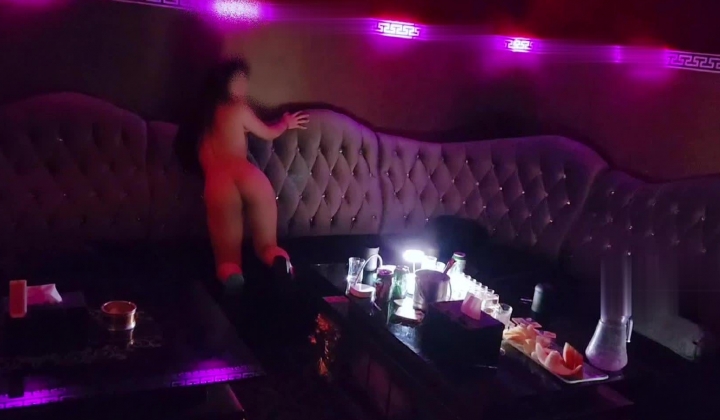 性感尤物女神『cutemiababe』淫乱盛宴 风情万种反差女神 清纯唯美脸蛋 实则内心淫荡不堪
